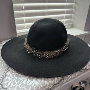 F21 Black Wool Feathered Hat